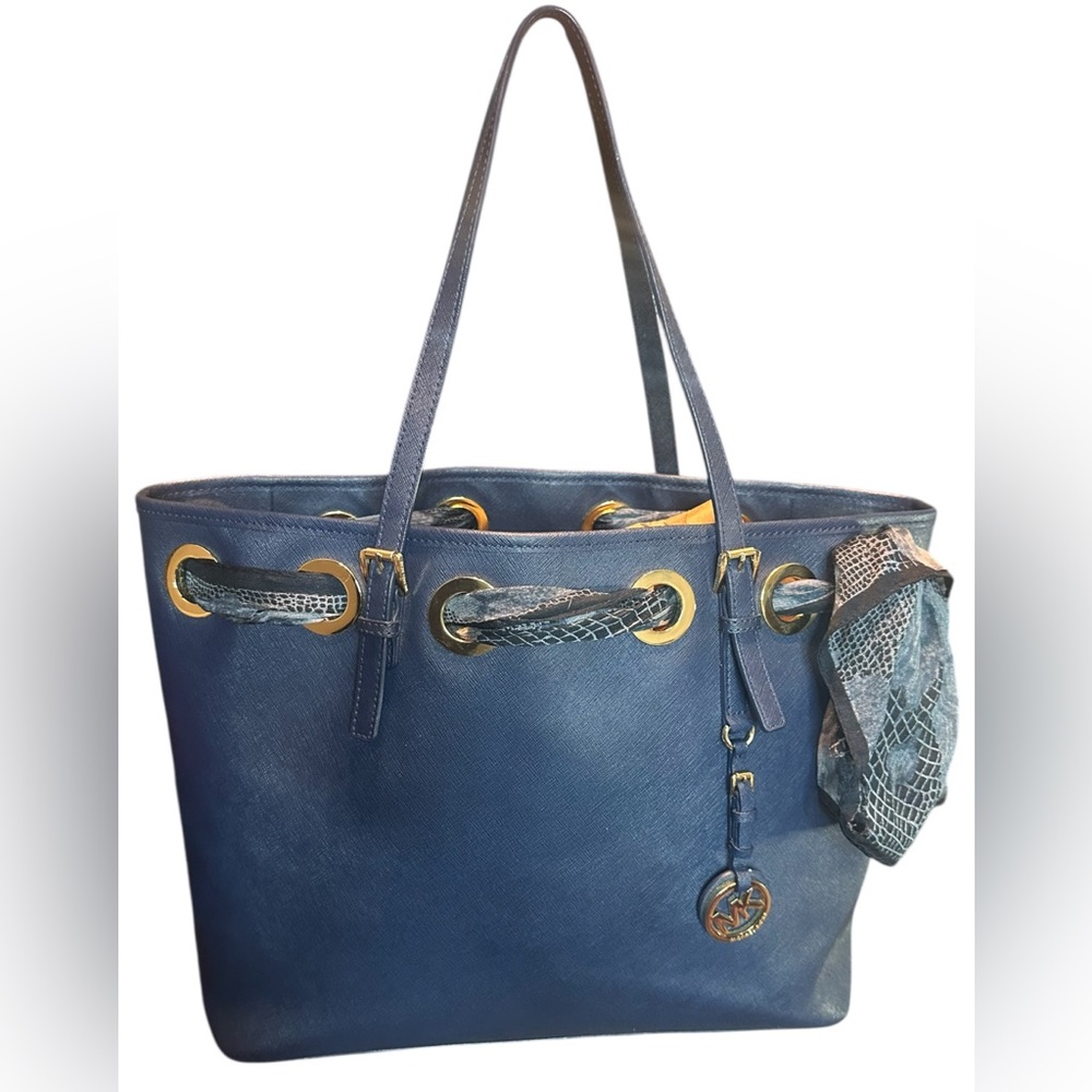 EUC MICHAEL Michael Kors Blue Tote Bag - Picture 3 of 14